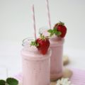 Blitzschneller Erdbeer-Joghurt-Smoothie