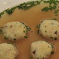 Gries-Speck-Knödel-Suppe