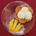 Mascarpone–Limetteneis mit frischer Mango (Liz[...]