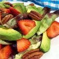 Erdbeer-Avocado-Salat