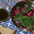 Rucola-Radicchio-Salat mit frischem Parmesan[...]