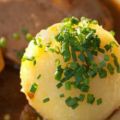 Kartoffelklöße mit trockenen Brötchen