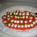 Gäste-Tomaten mit Mozarellakugeln
