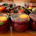 Zwetschgen-Marmelade mit Mohn und Marzipan