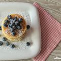Zitronen-Pancakes mit Blaubeeren