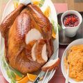 Thanksgiving-Truthahn mit Preiselbeersauce und[...]