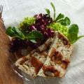 Hähnchen-Pilzstrudel an Salaten in[...]