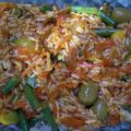Oliven-Reis-Salat mit Auberginen