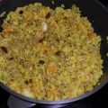 Hack-Curry Pfanne mit Reis und Pfirsichen