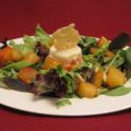 Parmesan-Mousse auf Salaten mit rohem Spargel[...]
