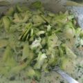 Zucchini-Gurkensalat mit raffiniertem[...]