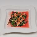 Flusskrebs-Blutorangen-Salat auf rote[...]