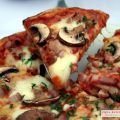 Pizza Dolomiti (Pilze und Speck)
