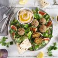marokkanische Vollkorn Falafel mit Salat,[...]