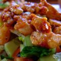Sommer-☼-Salat mit feurigem Chili-Honig-Hähnchen