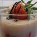 Dessert: Rhabarber-Buttermilch mit Erdbeeren