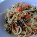 Spaghetti mit Sahnesoße, Petersilie und[...]