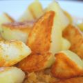 Rote Curry-Linsen mit Bratkartoffeln