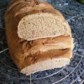 Brot: Dinkel-Roggenbrot mit Gartenkräutern