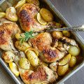 Roasted Chicken with Lemon & Herbs. Geröstete[...]