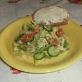 Bunter Avocado-Salat mit Garnelen ~