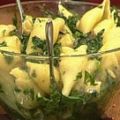 Nudelsalat orientalisch mit Spinat, Mandeln und[...]