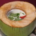 Tom-Ka-Gung-Suppe mit Kokosmilch und Garnelen