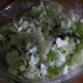 Salat - Eisbergsalat mit viel frischen Kräutern