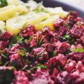Rote Bete Salat mit Feta und Petersilie