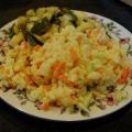 Reissalat mit Mandarinen, Schinken und Paprika