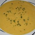 Karotte-Weißkohl-Käsesuppe