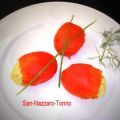 Tomaten-Snack mit Tunfisch-Schaum