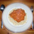 Spaghetti mit schneller Tofu-Bolognese