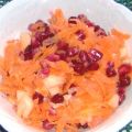 Karotten-Ingwer-Granatapfel-Salat mit Arganöl