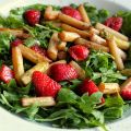Spargel Erdbeer Ruccola Salat #vegan