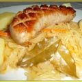 ※ Bratwurst am Sauerkraut und Salzkartoffeln[...]