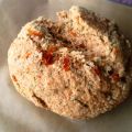 Quinoa - Brot mit Basilikum und getrockneten[...]