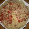 Spaghetti mit Thunfisch . . . und noch eine[...]