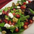 Gemischter Salat mit Granatapfel und Feta und[...]