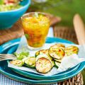Gegrillte Zucchini mit Koriander-Melonen-Chutney