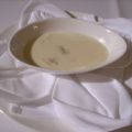 Zitronengrassuppe mit Chicoree-Ravioli und[...]