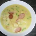 Curry-Spargelcreme-Suppe mit gekochter Krakauer