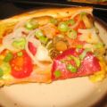 Pizza: Halb Knobi-Zwiebel, halb Sardellen Pizza!