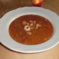 Tomaten-Kokos-Suppe mit Reis und Flusskrebsen