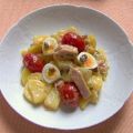 Kartoffel-Thunfisch-Salat mit Kirschtomaten und[...]