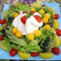 Italienischer Blattsalat mit bunten Tomaten und[...]