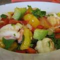 Garnelen-Salat mit Avocado und Limone