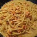 Spaghetti in leichter Lachs-Sahne-Sauce