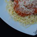 Vega-Spaghetthi mit Rote-Linsen Ragout