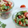 Kichererbsen Salat mit Kirschtomaten, Chili und[...]